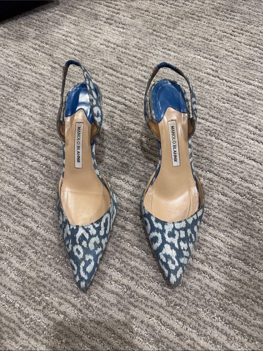 Manolo Blahnik Blue Leopard Slingback Kitten Heels 39.5 US 9–9.5